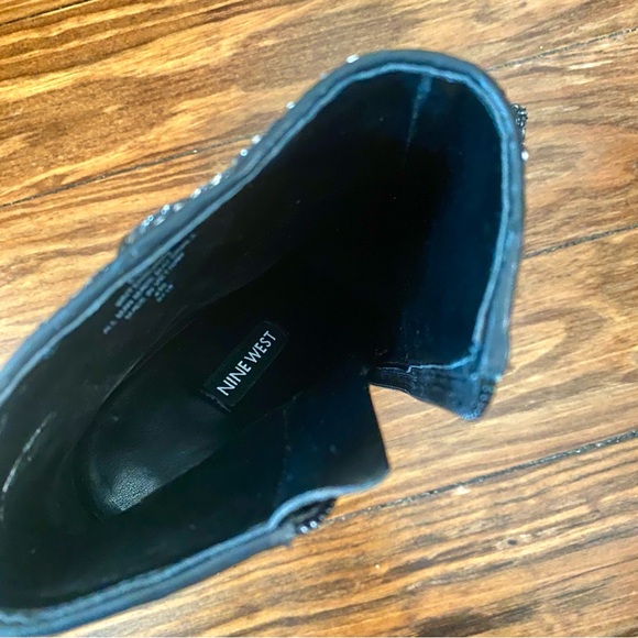 Nine West Tennon Silver Multi Glitter Booties 6.5 - Picture 9 of 9